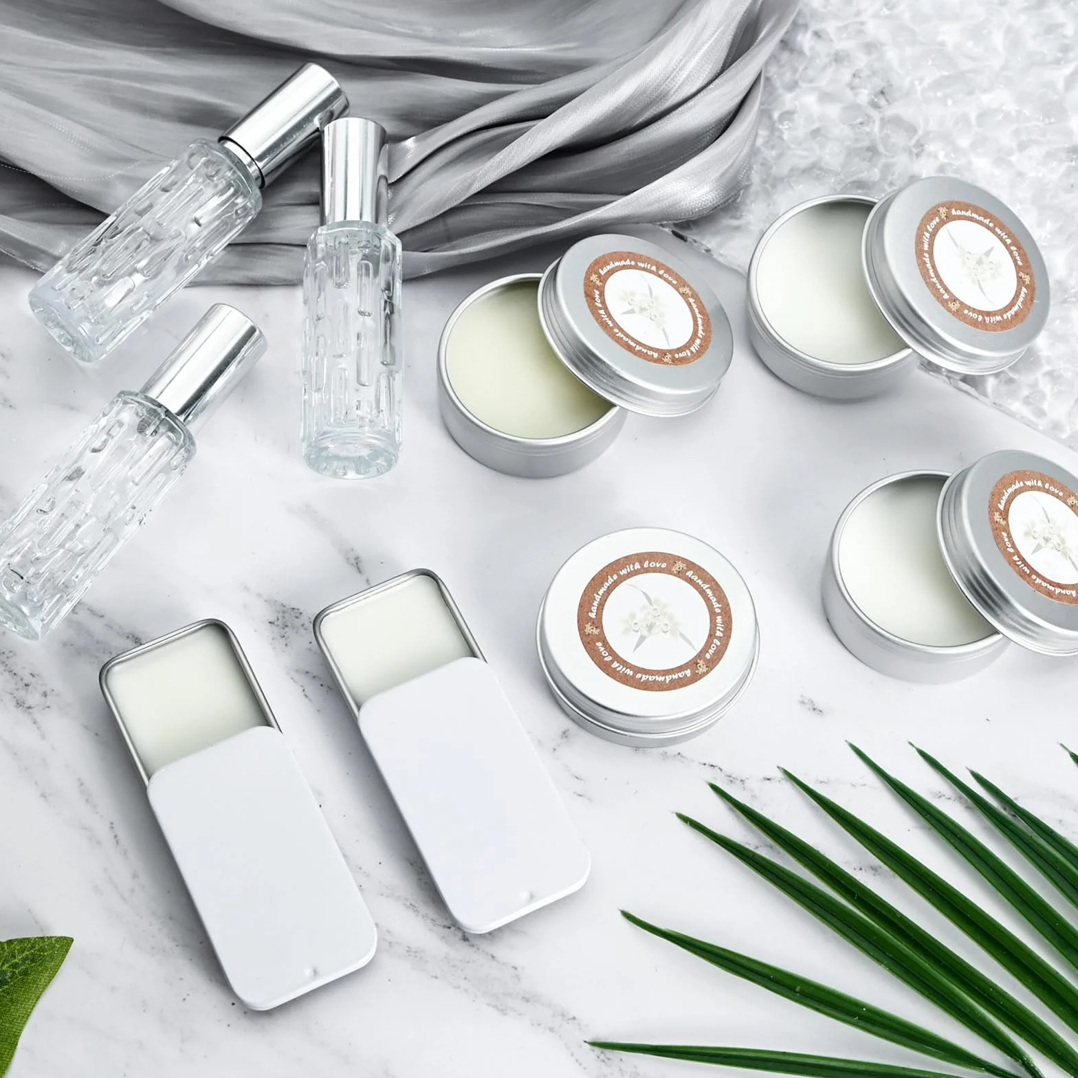 JUYRLE Kit de fabrication de parfum à faire soi-même, kit de bricolage créatif pour adultes, avec huile essentielle, mini parfums avec petit flacon pulvérisateur, cadeau pour femme/enfant