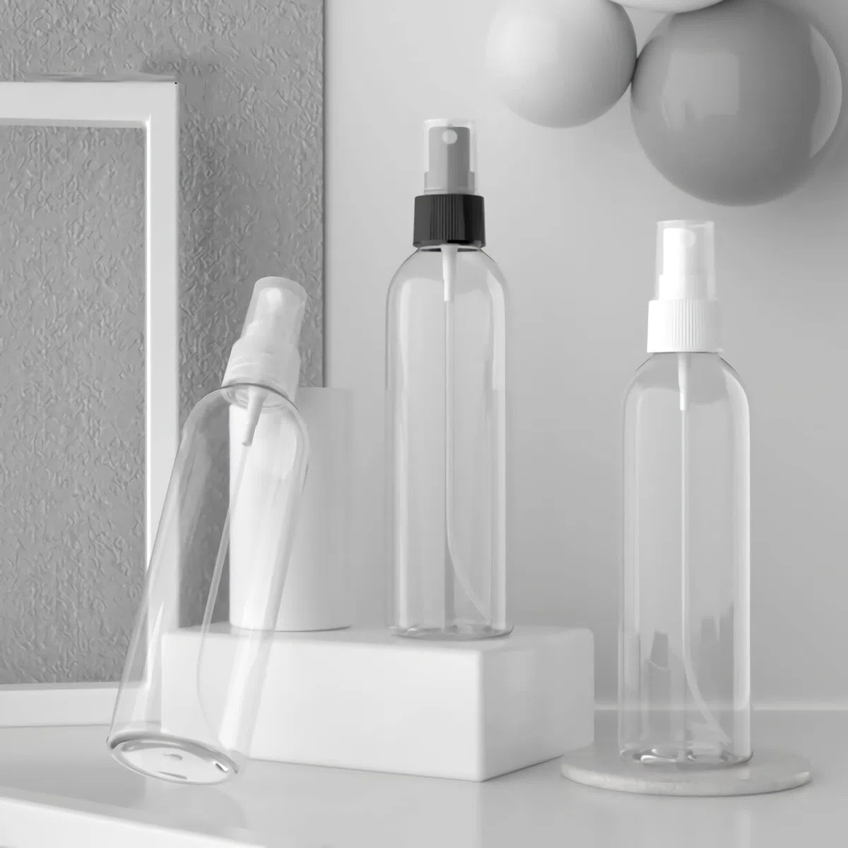 24 Pièce Vide 200ml Transparent Flacons Vaporisateur Avec Pulvérisateur Noir, 200 ml Bouteille de Spray Parfum Rechargeable Flacon de Parfum pour le voyage à la maison + 3 x Entonnoir