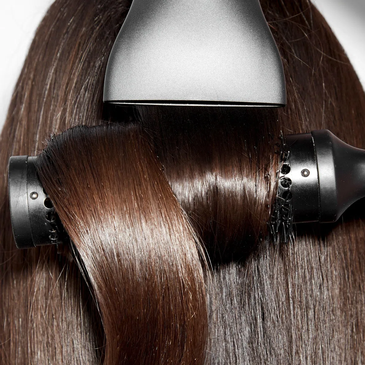 ghd - Coffret sèche-cheveux ghd Air - Sèche-cheveux professionnel (Noir) - Brosse, Diffuseur et Pinces inclus - Séchage et coiffage rapide - Réduit les frisottis - Idéal pour tous types de cheveux